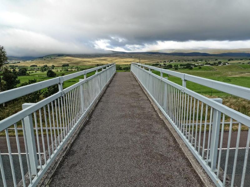 bridge-800775_1280