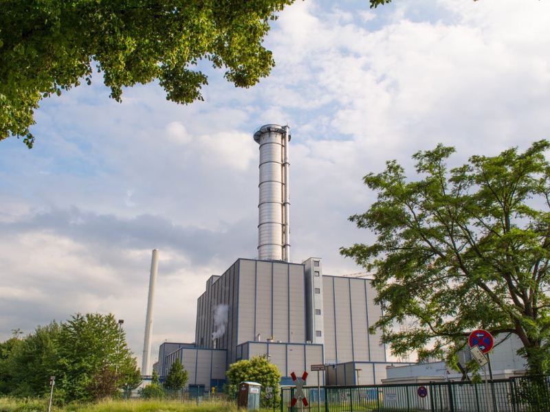 power-station-643539_1280